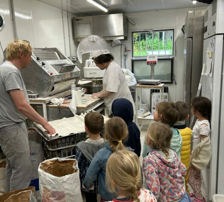 Les maternelles au “Fournil de Coëtquen”